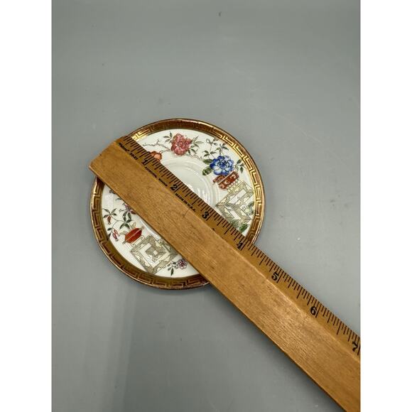 Vintage Japanese Porcelain Saucer Imari Kutani Style Floral Gold Greek Key - Picture 3 of 3
